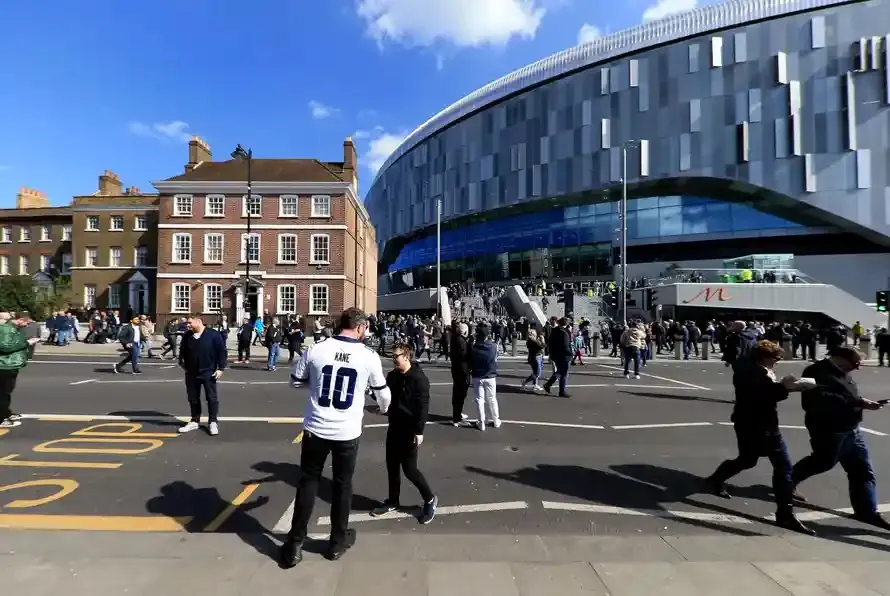Tottenham Guide - how to get to the stadium