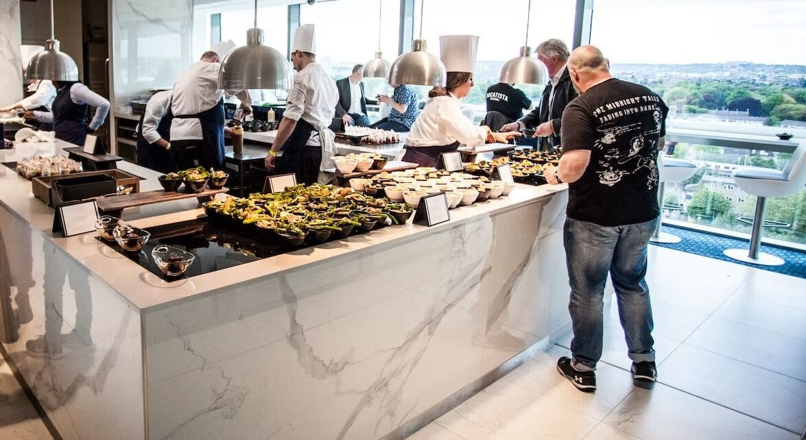 Tottenham Hospitality - Stratus Lounge